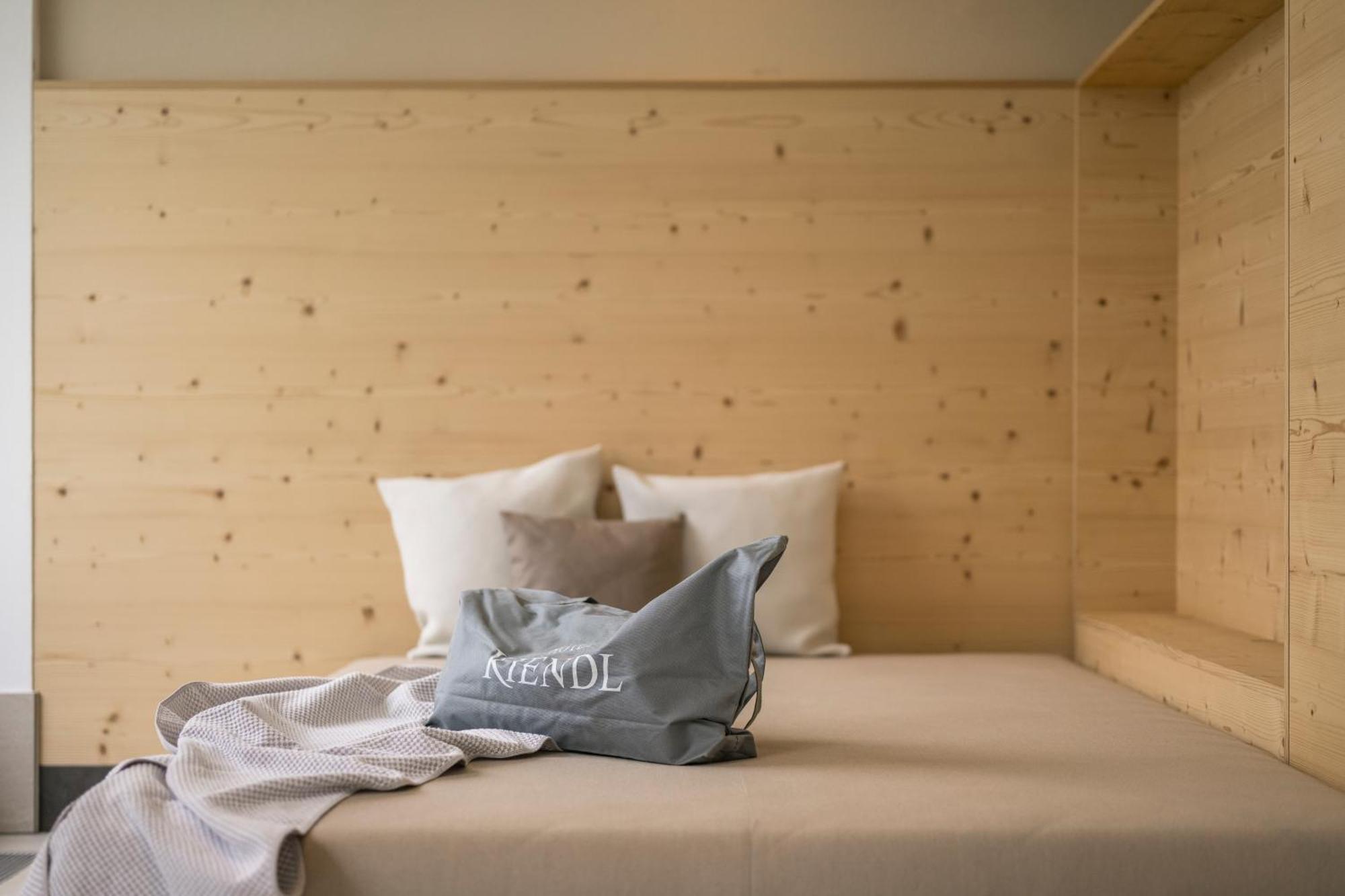 Hotel Kiendl Schenna Zewnętrze zdjęcie