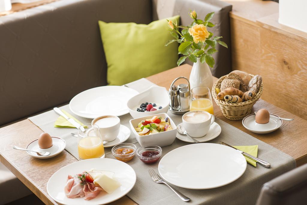 Hotel Kiendl Schenna Zewnętrze zdjęcie